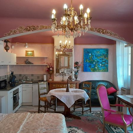 Studio Magenta Vinca Экстерьер фото