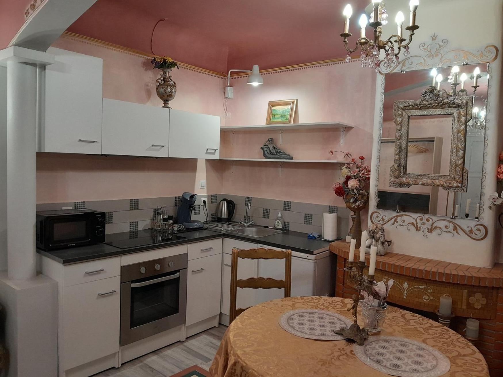 Studio Magenta Vinca Экстерьер фото