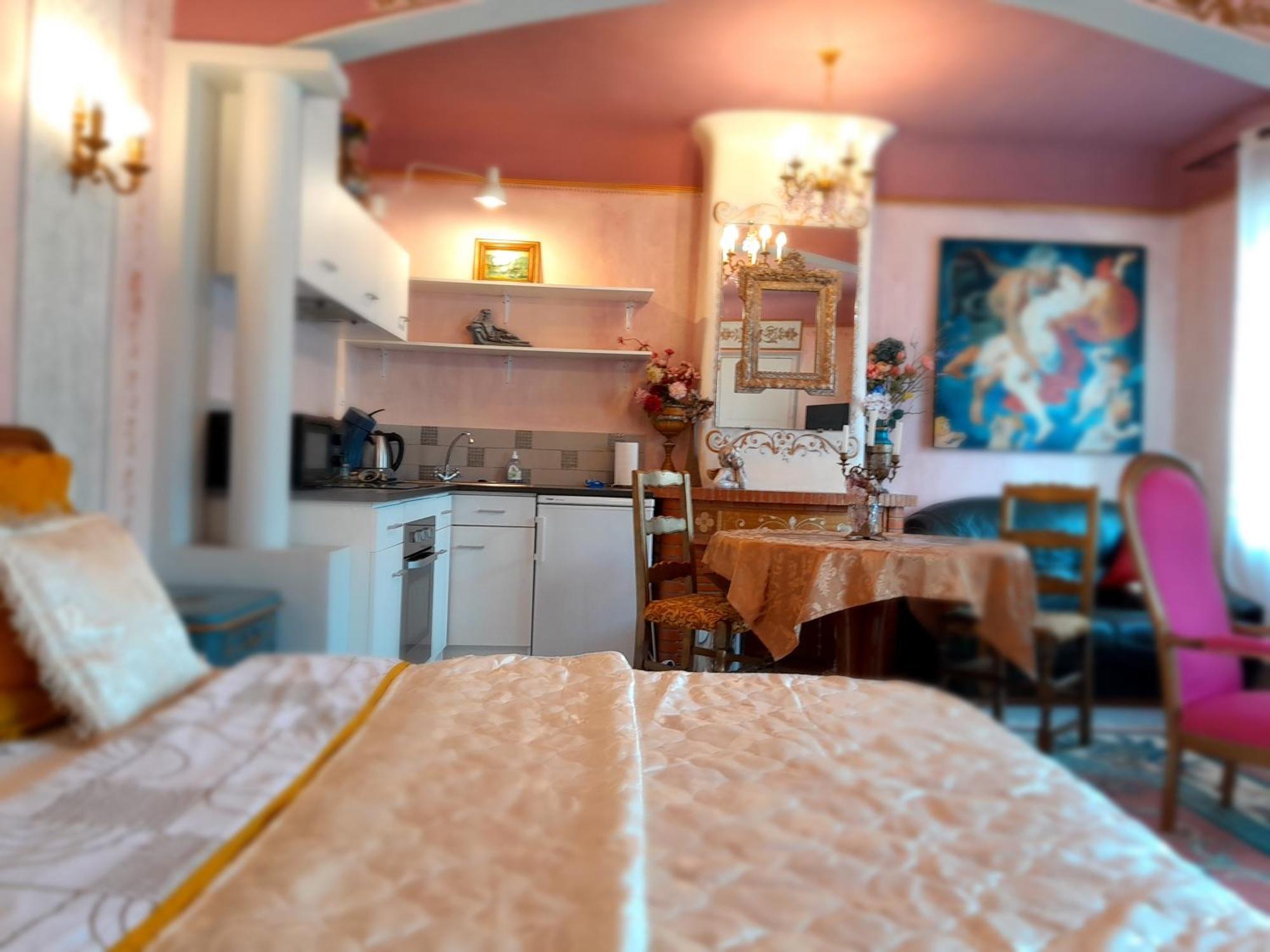 Studio Magenta Vinca Экстерьер фото
